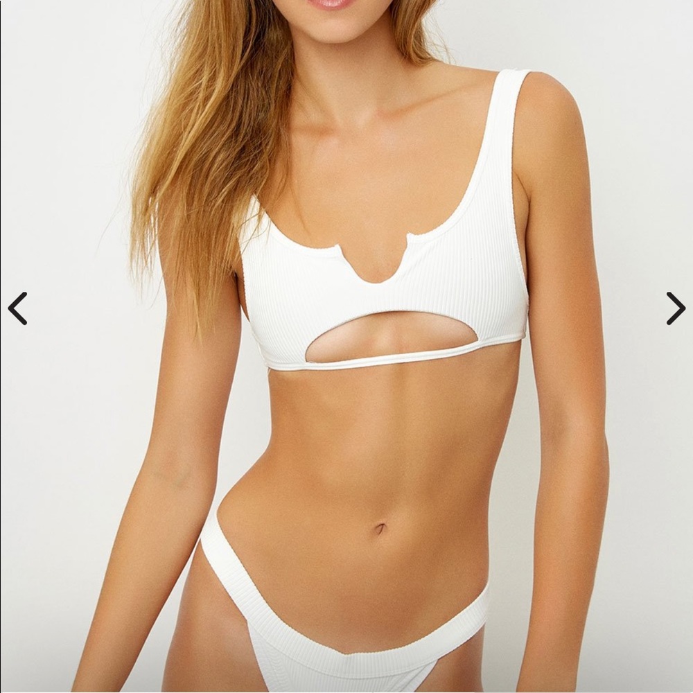 Frankie’s Bikini Cole Set